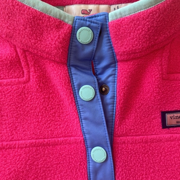 Vineyard Vines fleece. - Picture 3 of 3